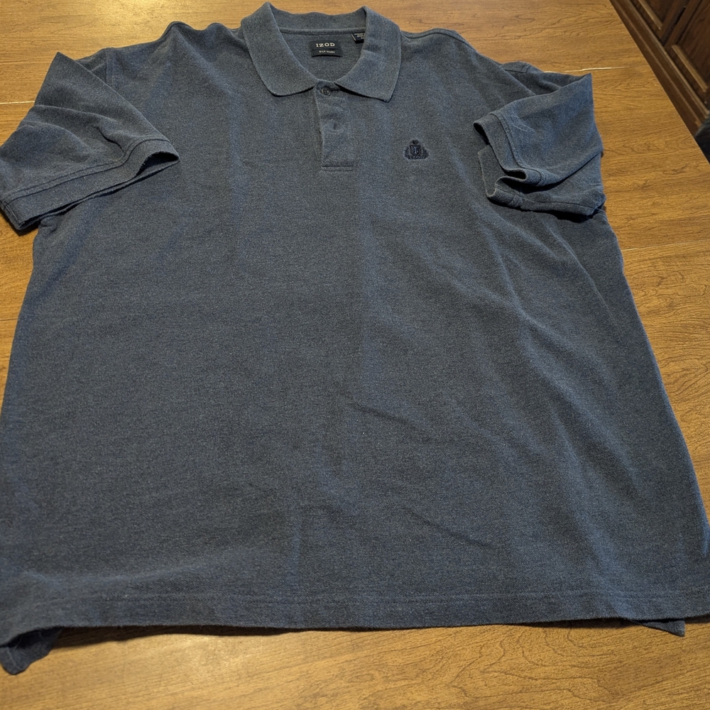 Izod Men's Short-Sleeve Polo in Dark Blue